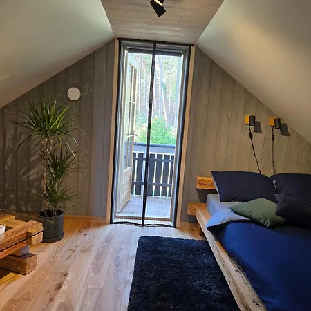 펜션 Kolkas Pirtsmaja Piekrastes 콜카